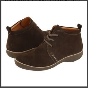 ECCO Women’s Brown Suede Shiver Latex Chukka Boots‎ Comfort Shoe Size 40 - US10